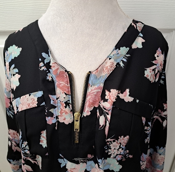 Justify Floral Tunic/Blouse Size L - Picture 2 of 10